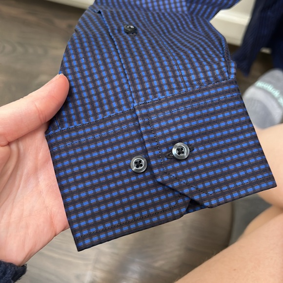 Neiman Marcus Shirt - Picture 3 of 3